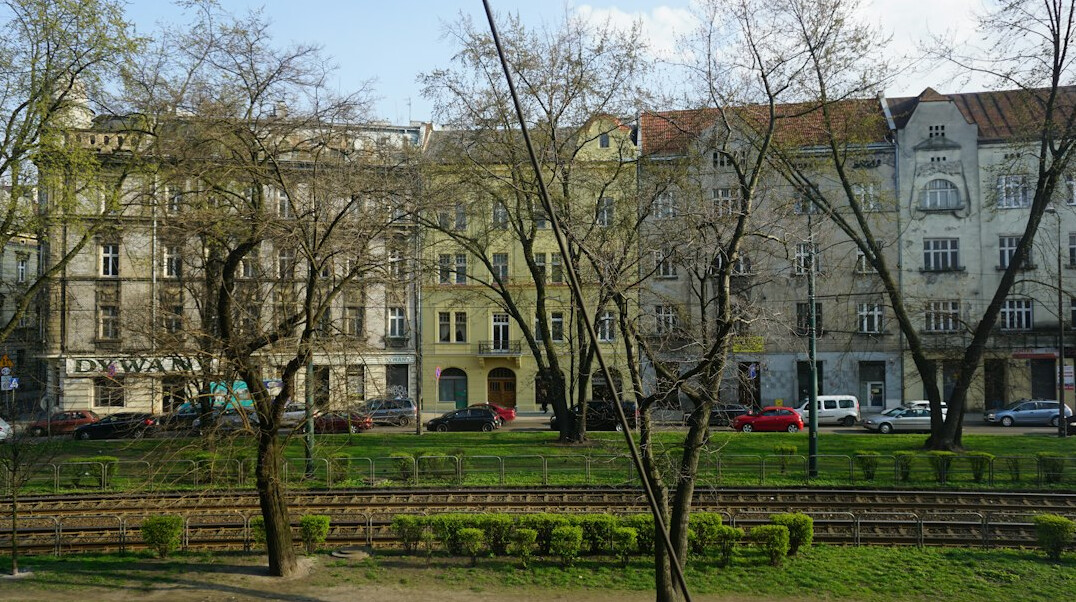quiet park in krakow